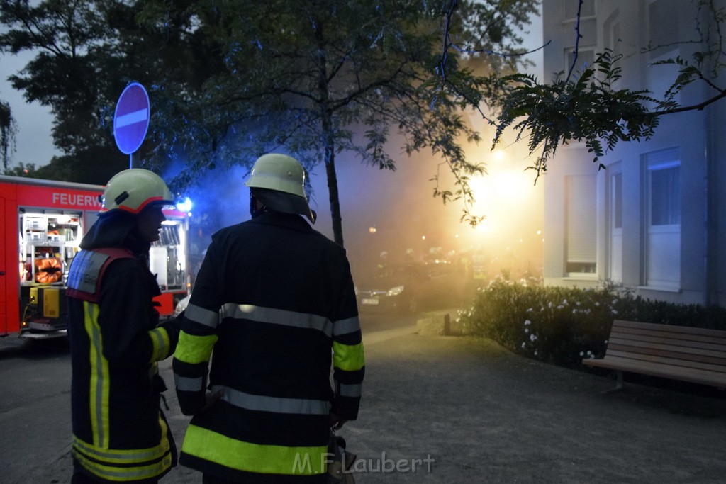 Feuer 2 Y Kellerbrand Koeln Ostheim Ruppinerstr P044.JPG - Miklos Laubert